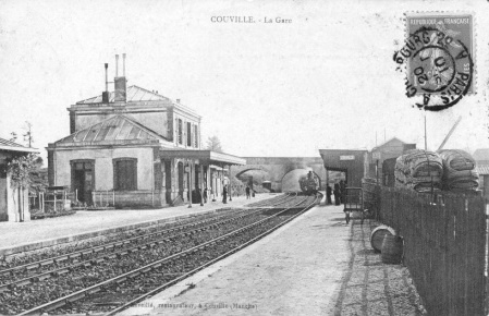 La gare de Couville, &agrave; G. Destrais 